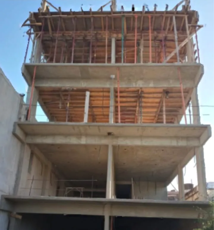 Estructura de hormigón armado de cuatro plantas
